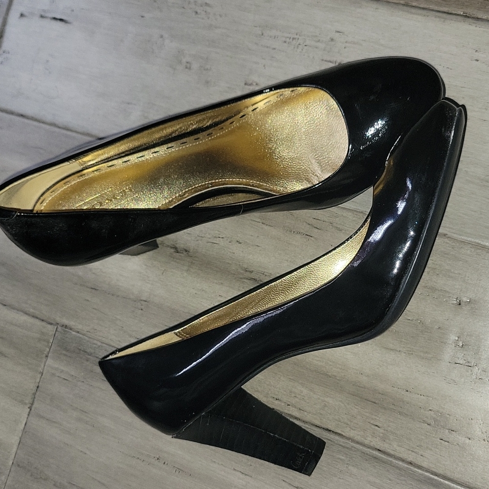 COACH HEELS